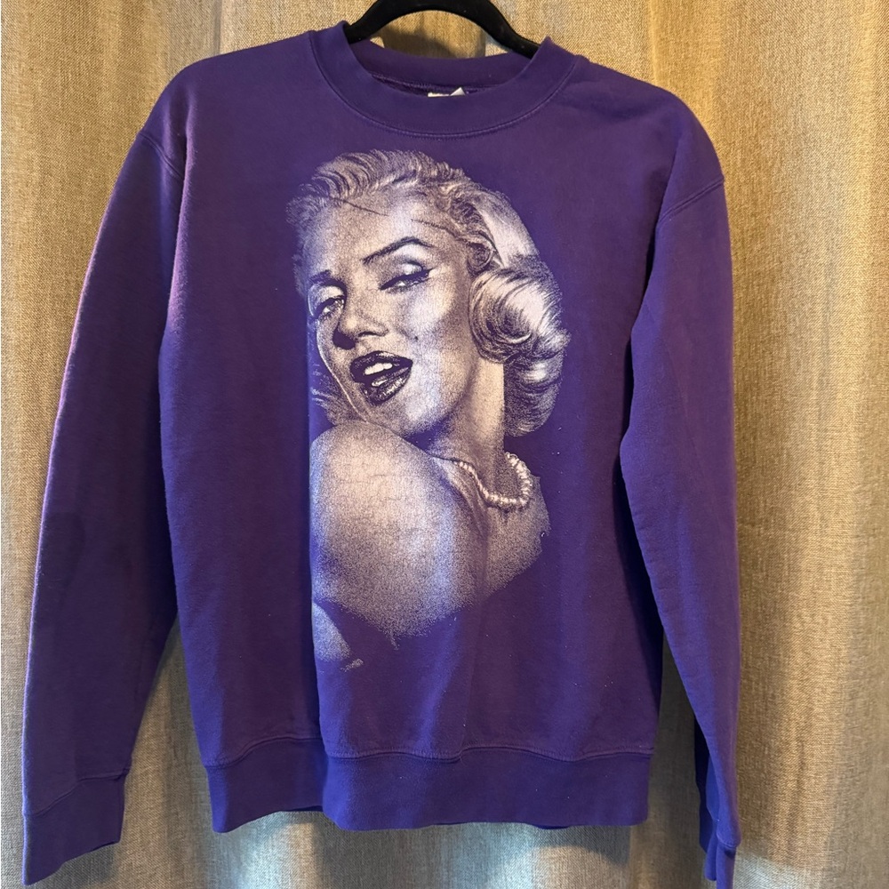 Marilyn Monroe Gildan Purple Graphic Women's Sweatshirt